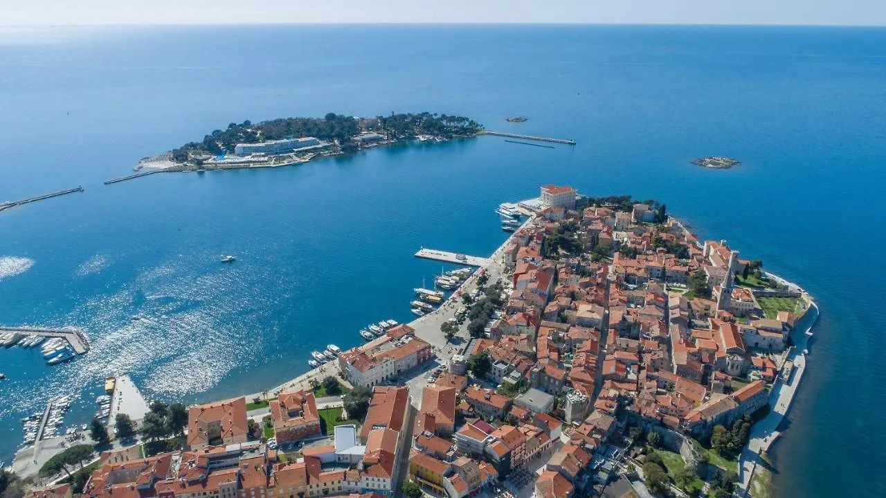 Two bedroom Apartment La Mer Poreč Croacia